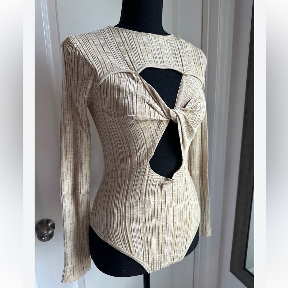 POL NEW cutout bodysuit size S
